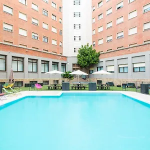 residencia-universitaria-barcelona-diagonal.catalonia-hotels.com/